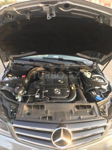 Mercedes C 250 2013, 90,000 km - 2.5 l - Naxçıvan