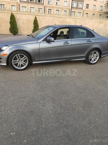 Mercedes C 250 2013, 90,000 km - 2.5 l - Naxçıvan
