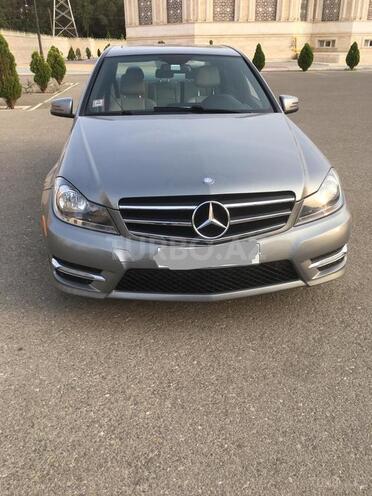 Mercedes C 250 2013, 90,000 km - 2.5 l - Naxçıvan