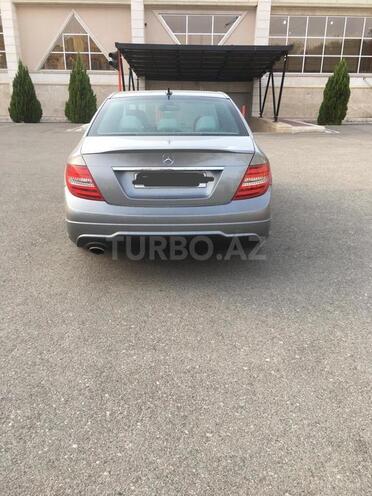 Mercedes C 250 2013, 90,000 km - 2.5 l - Naxçıvan