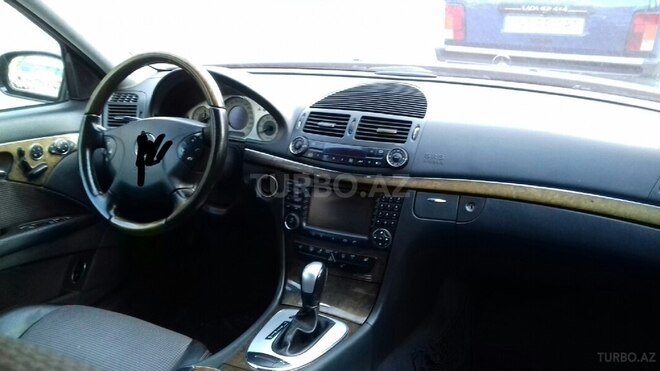 Mercedes E 240 2004, 335,250 km - 2.4 l - Bakı