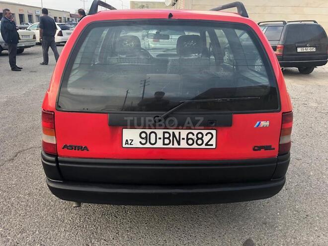 Opel Astra 1994, 398,000 km - 1.6 l - Sumqayıt