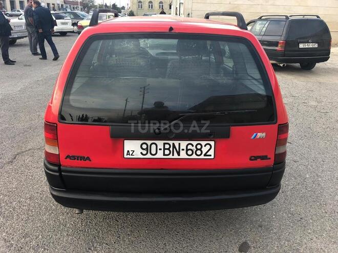 Opel Astra 1994, 398,000 km - 1.6 l - Sumqayıt