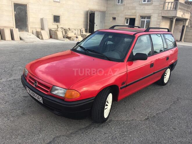 Opel Astra 1994, 398,000 km - 1.6 l - Sumqayıt