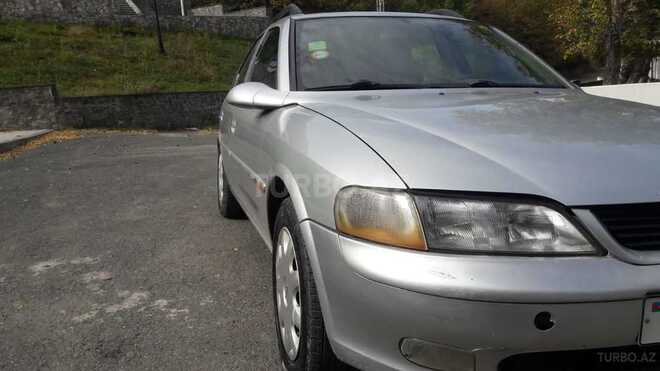 Opel Vectra 1998, 234,120 km - 2.0 л - Şəki
