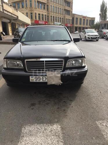 Mercedes C 220 2000, 384,000 km - 2.2 l - Bakı
