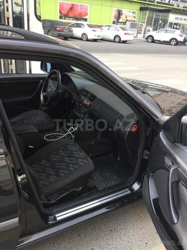 Mercedes C 220 2000, 384,000 km - 2.2 l - Bakı