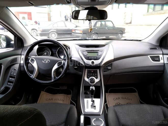 Hyundai Elantra 2011, 129,000 km - 1.6 l - Bakı
