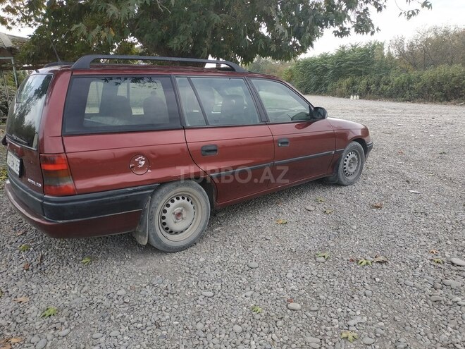 Opel Astra 1995, 303,000 km - 1.7 l - Xaçmaz