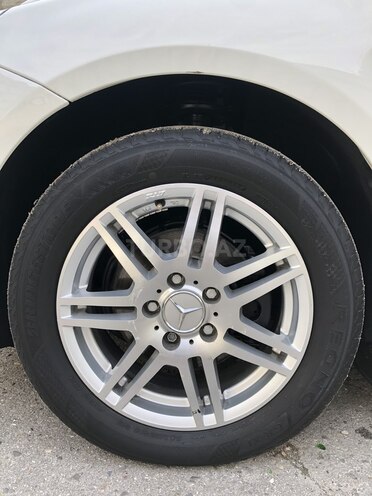 Mercedes B 180 2010, 88,000 km - 1.8 l - Bakı