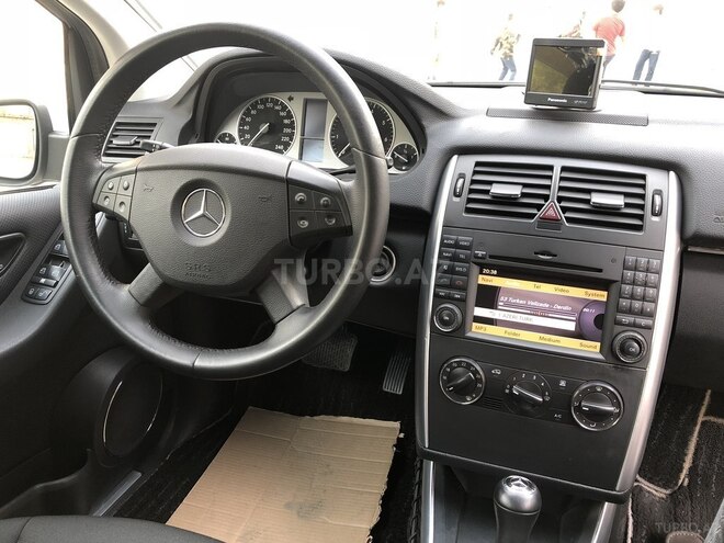 Mercedes B 180 2010, 88,000 km - 1.8 l - Bakı