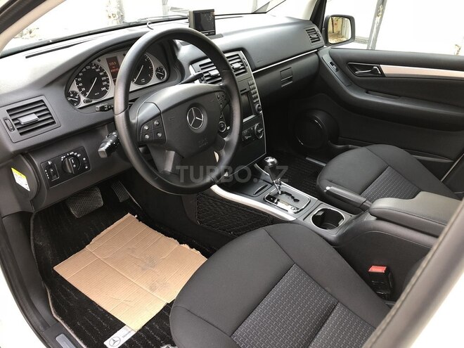 Mercedes B 180 2010, 88,000 km - 1.8 l - Bakı