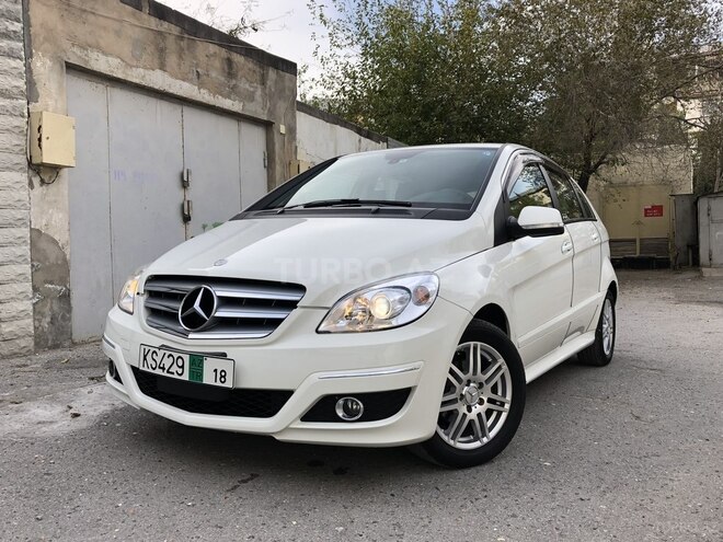 Mercedes B 180 2010, 88,000 km - 1.8 l - Bakı