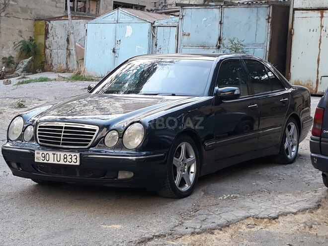 Mercedes E 240 1999, 299,468 km - 2.4 l - Bakı