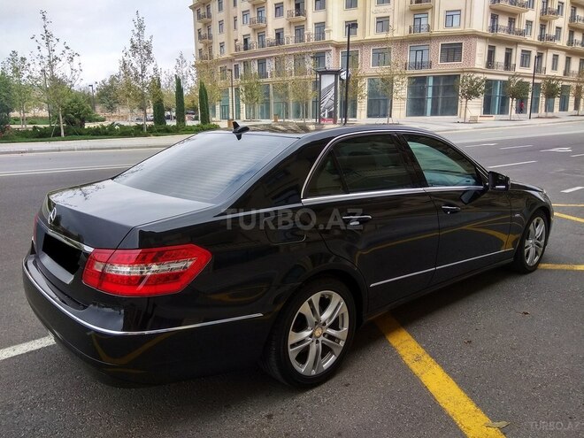 Mercedes E 200 2011, 190,000 km - 1.8 л - Bakı