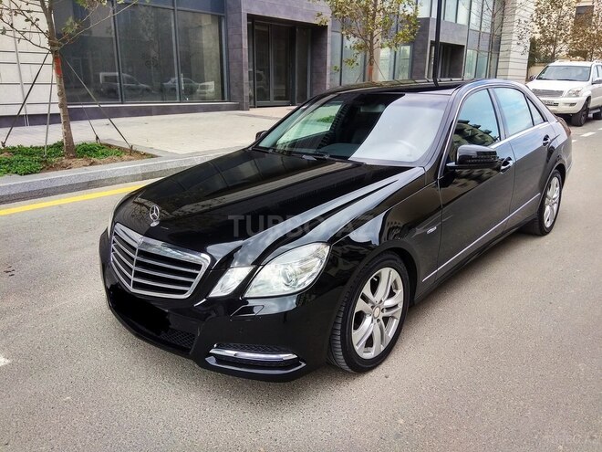 Mercedes E 200 2011, 190,000 km - 1.8 л - Bakı