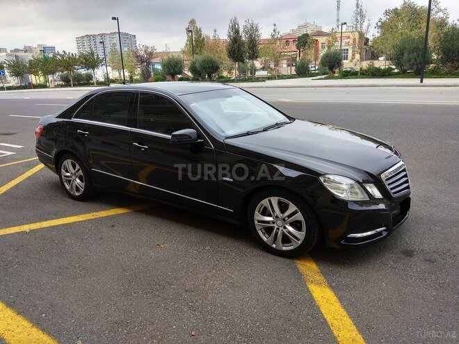 Mercedes E 200 2011, 190,000 km - 1.8 л - Bakı