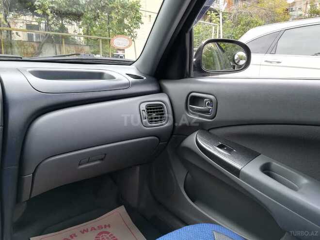 Nissan Sunny 2011, 194,700 km - 1.6 l - Bakı