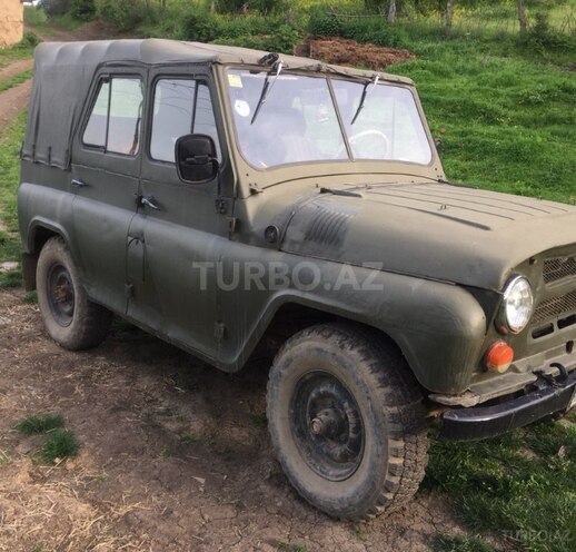 UAZ 469 1986, 300,000 km - 0.3 l - Lerik