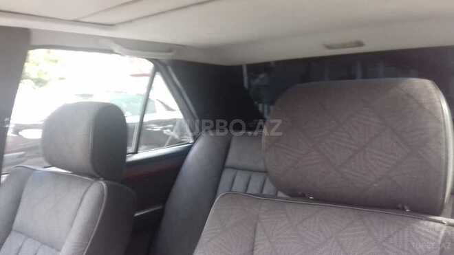 Mercedes E 200 1994, 236,000 km - 2.0 л - Bakı