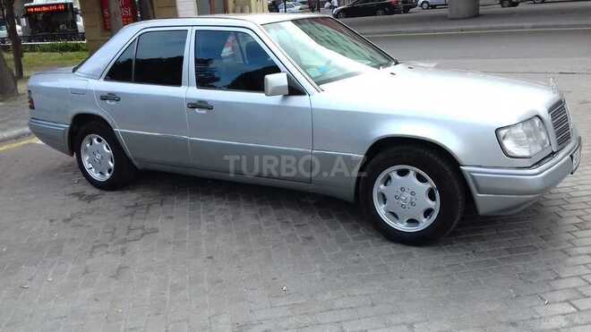 Mercedes E 200 1994, 236,000 km - 2.0 л - Bakı