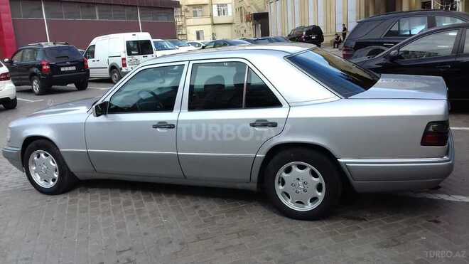 Mercedes E 200 1994, 236,000 km - 2.0 л - Bakı