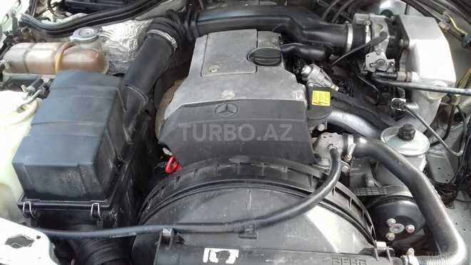 Mercedes E 200 1994, 236,000 km - 2.0 л - Bakı