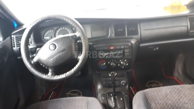 Opel Vectra 1997, 196,000 km - 1.8 l - Sumqayıt