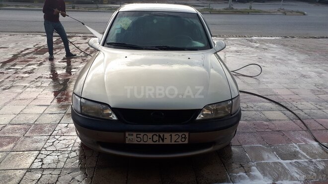 Opel Vectra 1997, 196,000 km - 1.8 l - Sumqayıt