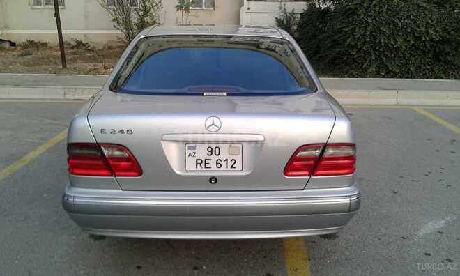 Mercedes E 240 2000, 164,620 km - 2.4 л - Sumqayıt