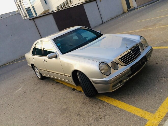 Mercedes E 240 2000, 164,620 km - 2.4 л - Sumqayıt