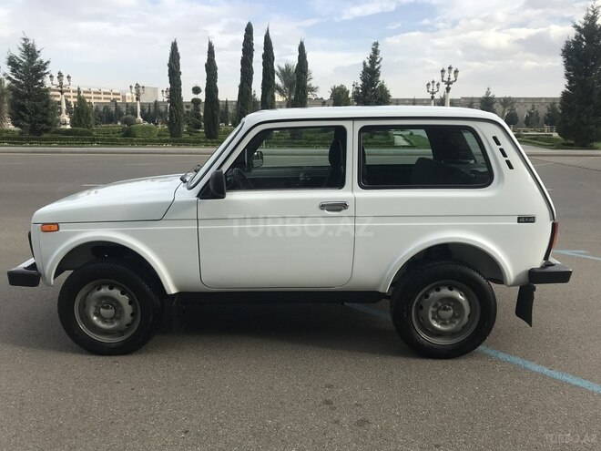 LADA (VAZ) Niva 2011, 211,000 km - 1.7 l - Gəncə