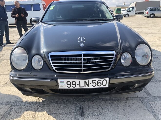 Mercedes E 200 2001, 185,600 km - 2.0 l - Bakı