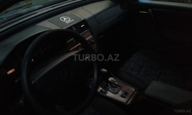 Mercedes C 180 1997, 230,000 km - 1.8 л - Bakı