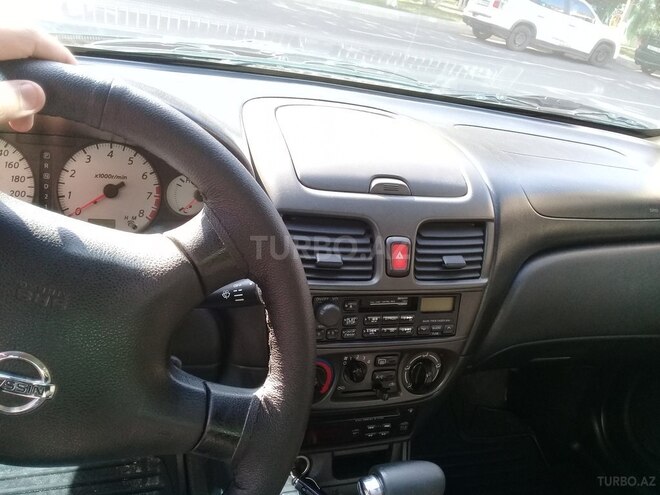 Nissan Sunny 2008, 320,000 km - 1.6 л - Bakı
