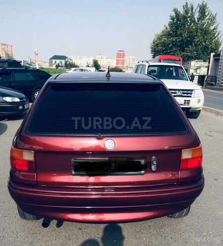 Opel Astra 1993, 266,000 km - 1.6 l - Bakı