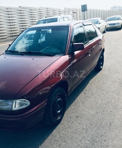 Opel Astra 1993, 266,000 km - 1.6 l - Bakı
