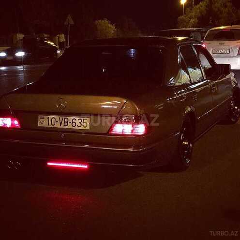 Mercedes E 230 1988, 300,000 km - 2.3 l - Bakı