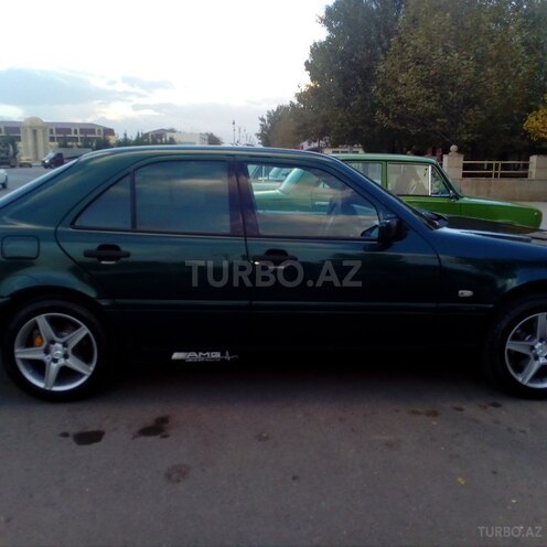 Mercedes C 180 1997, 220,000 km - 0.1 l - Goranboy
