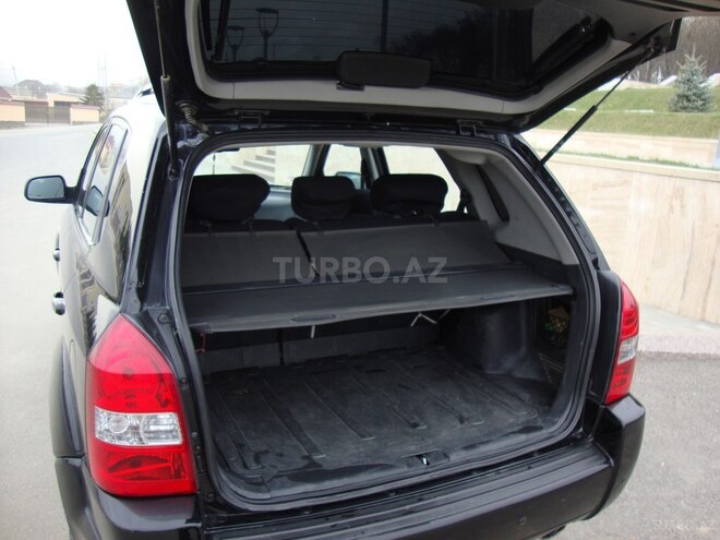 Hyundai Tucson 2006, 200,000 km - 2.0 l - Qusar