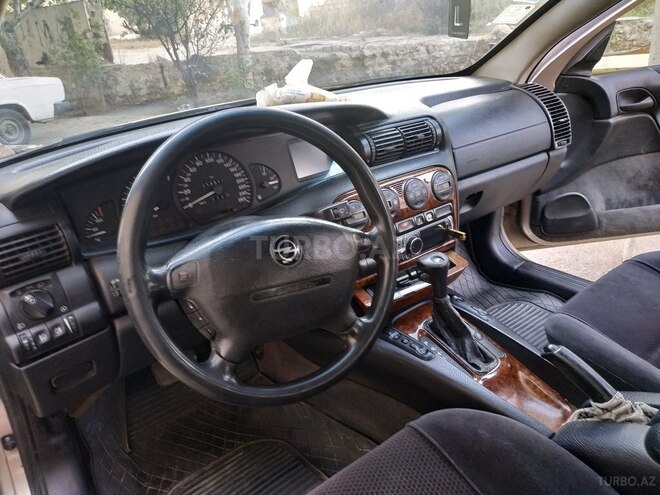 Opel Omega 1998, 220,000 km - 2.5 л - Bakı