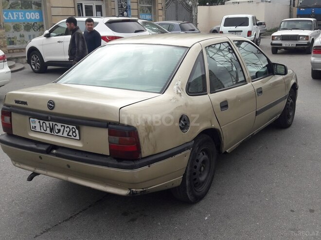 Opel Vectra 1991, 350,000 km - 1.8 l - Bakı