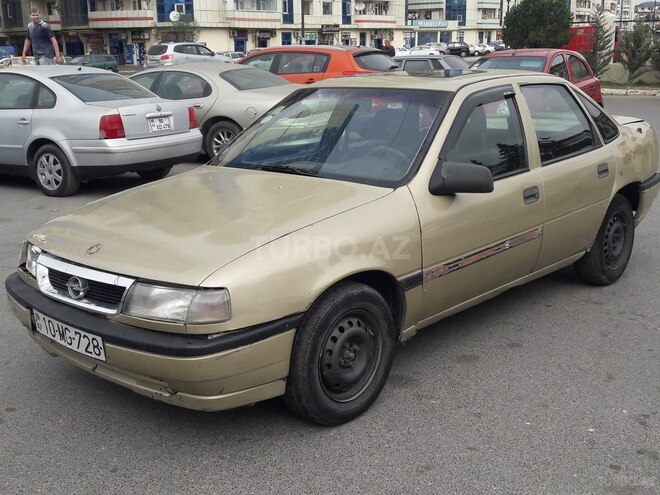 Opel Vectra 1991, 350,000 km - 1.8 l - Bakı