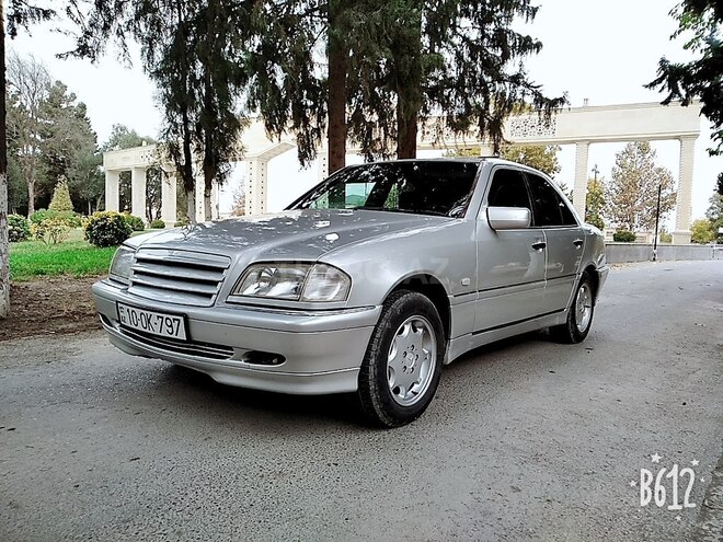 Mercedes C 200 1997, 350,000 km - 2.0 l - Kürdəmir