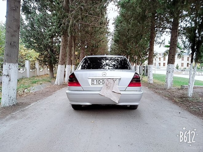Mercedes C 200 1997, 350,000 km - 2.0 l - Kürdəmir