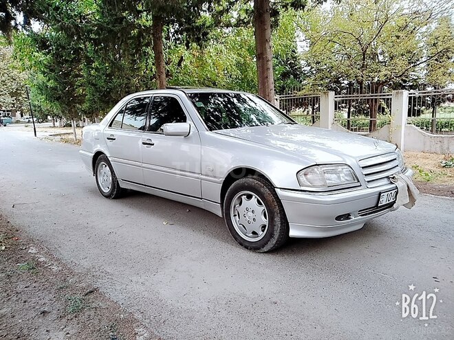 Mercedes C 200 1997, 350,000 km - 2.0 l - Kürdəmir