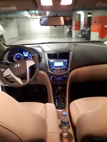 Hyundai Accent 2013, 140,000 km - 1.6 l - Bakı