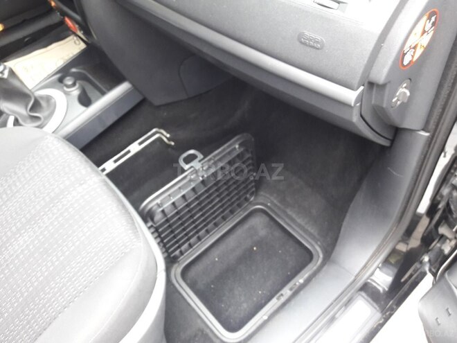 Renault Megane 2006, 238,500 km - 1.5 l - Bakı