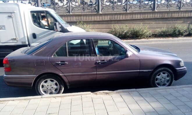 Mercedes C 180 1995, 360,000 km - 1.8 л - Bakı