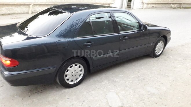 Mercedes E 200 1999, 298,285 km - 2.0 l - Bakı